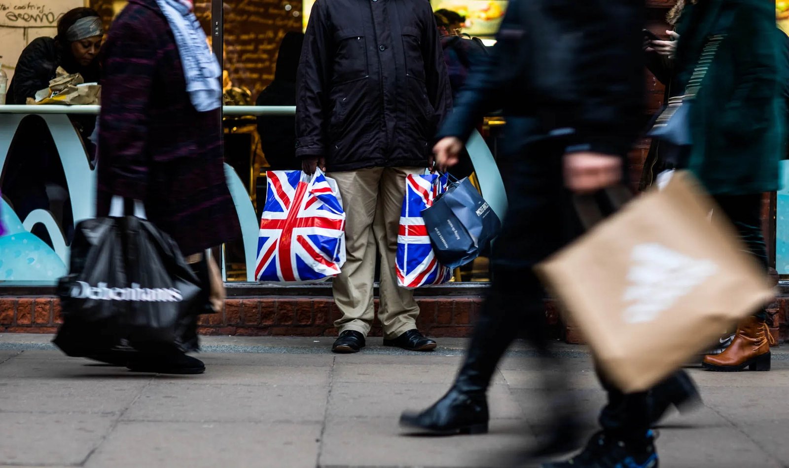 consumer bag buying habits 2026