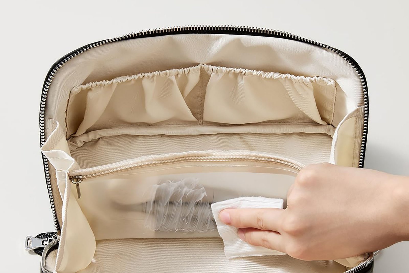 easy clean toiletry bag lining comparison