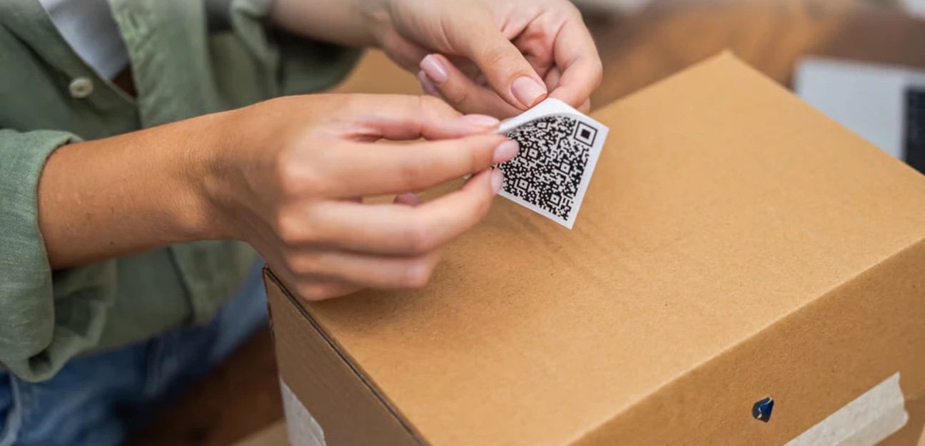 2D barcode packaging by 2027 barcode placement on retail box